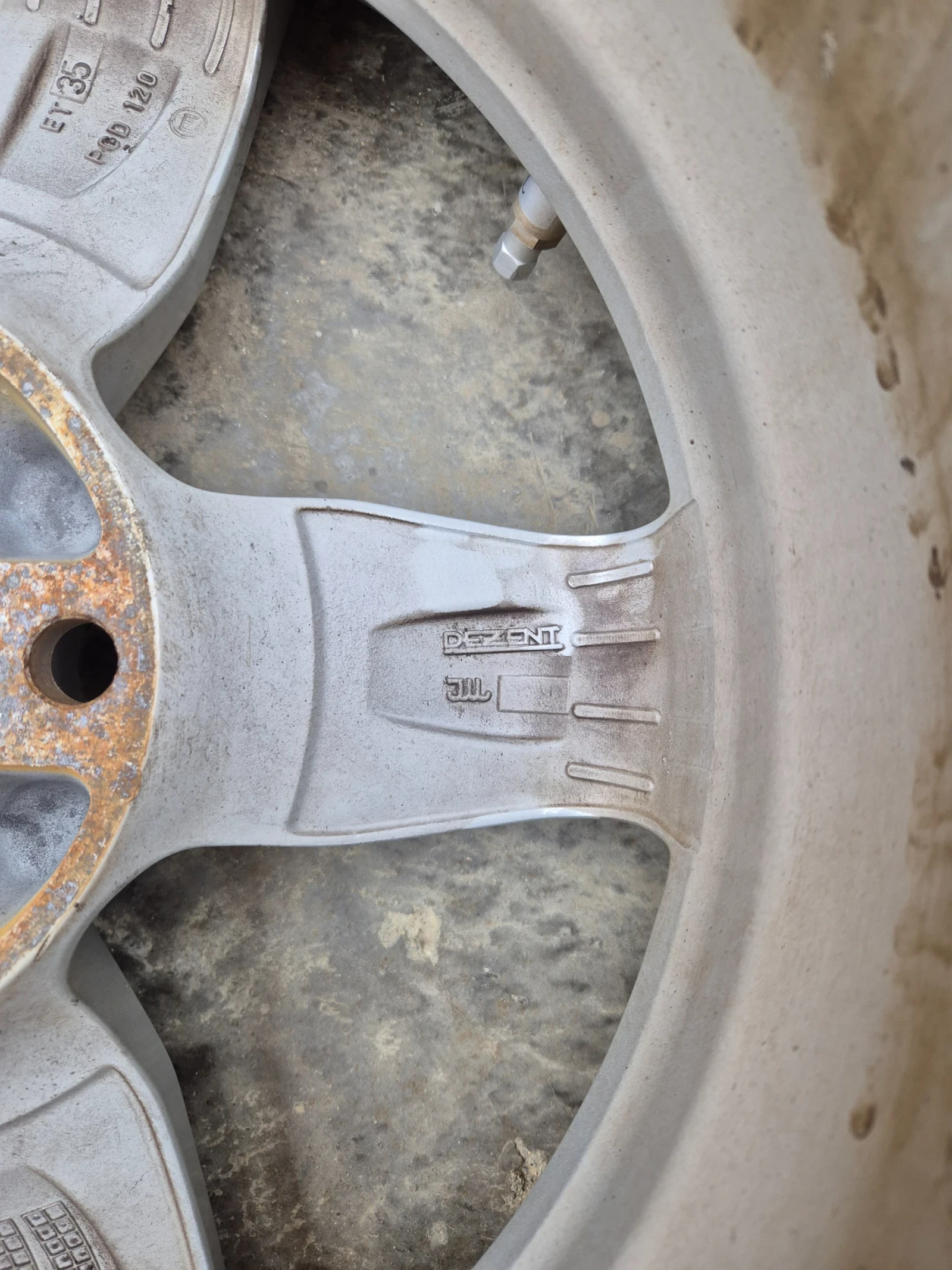 Гуми с джанти Uniroyal 205/55R16, снимка 7 - Гуми и джанти - 54780133