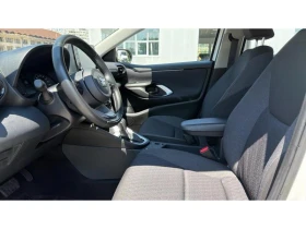 Toyota Yaris CHIC, Месечна вноска от 200 евро, снимка 12