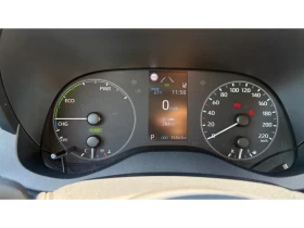 Toyota Yaris CHIC, Месечна вноска от 200 евро, снимка 14