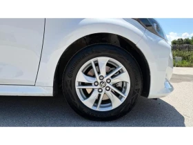 Toyota Yaris CHIC, Месечна вноска от 200 евро, снимка 16