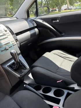 Toyota Corolla verso, снимка 9
