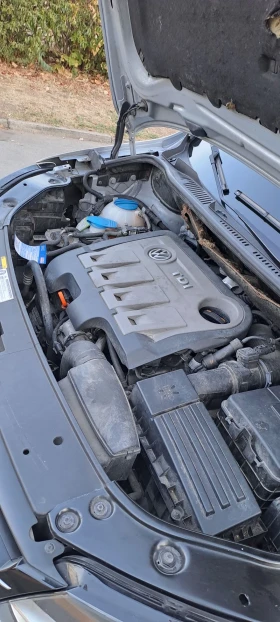 VW Touran  154000. 1.6Tdi .  | Mobile.bg    8