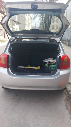 Toyota Corolla - 2000 € / 3911.66 лв. - 10882643 7