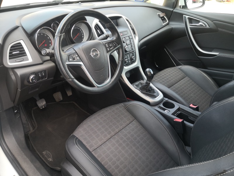 Opel Astra GTC, COSMO, ГАЗ, снимка 9 - Автомобили и джипове - 46557902