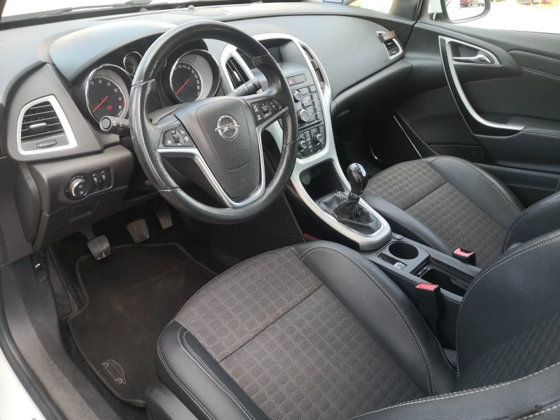 Opel Astra GTC, COSMO, ГАЗ, снимка 9 - Автомобили и джипове - 46557902