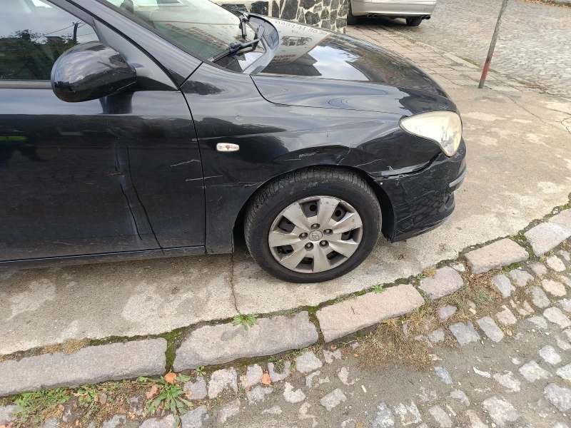 Hyundai I30 1.6i, снимка 9 - Автомобили и джипове - 47991368