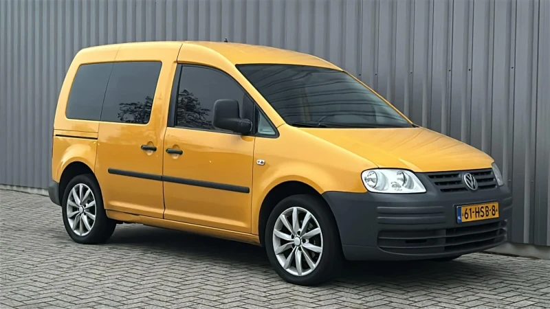 VW Caddy, снимка 3 - Автомобили и джипове - 48383502