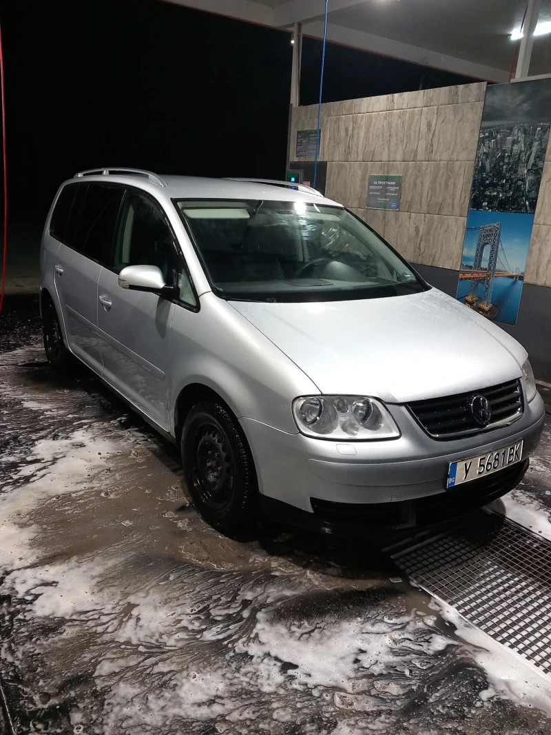 VW Touran, снимка 2 - Автомобили и джипове - 49406949