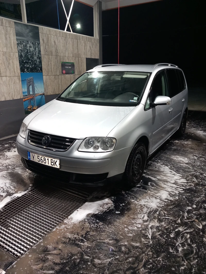 VW Touran, снимка 3 - Автомобили и джипове - 49406949