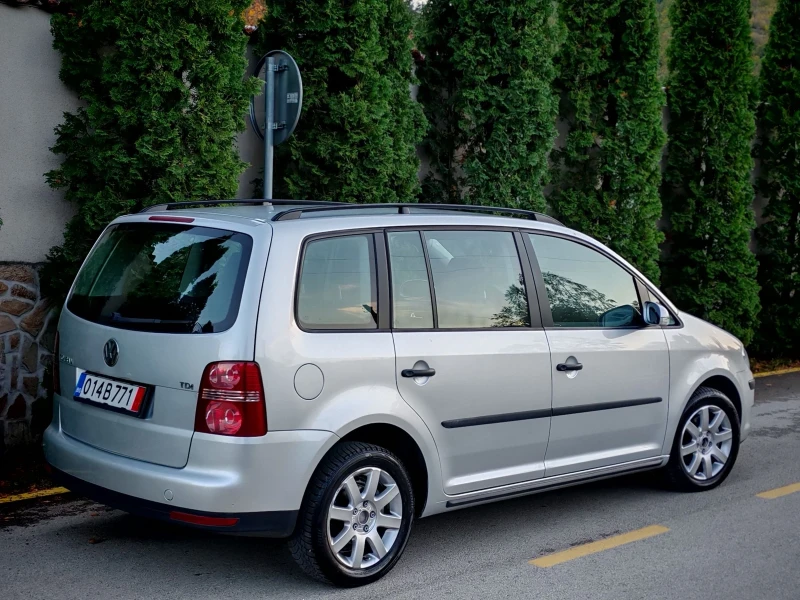 VW Touran 1.9TDI(90)* 6-СКОРОСТИ* FACELIFT* НОВ ВНОС* , снимка 7 - Автомобили и джипове - 52099781