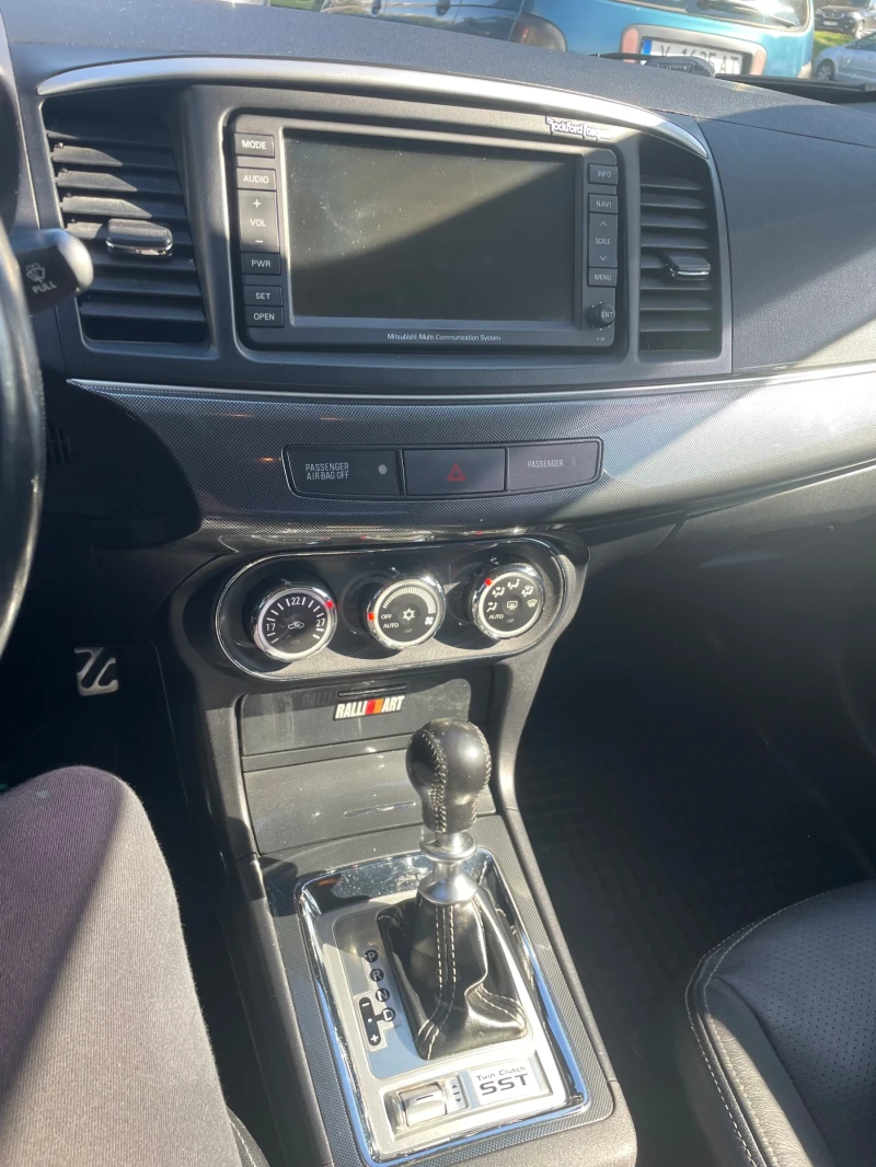 Mitsubishi Lancer RALLiART, снимка 8 - Автомобили и джипове - 52267035