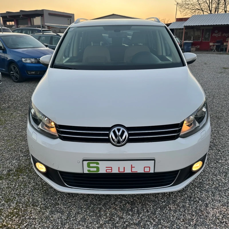 VW Touran 2.0TDI Highline, снимка 2 - Автомобили и джипове - 52753436