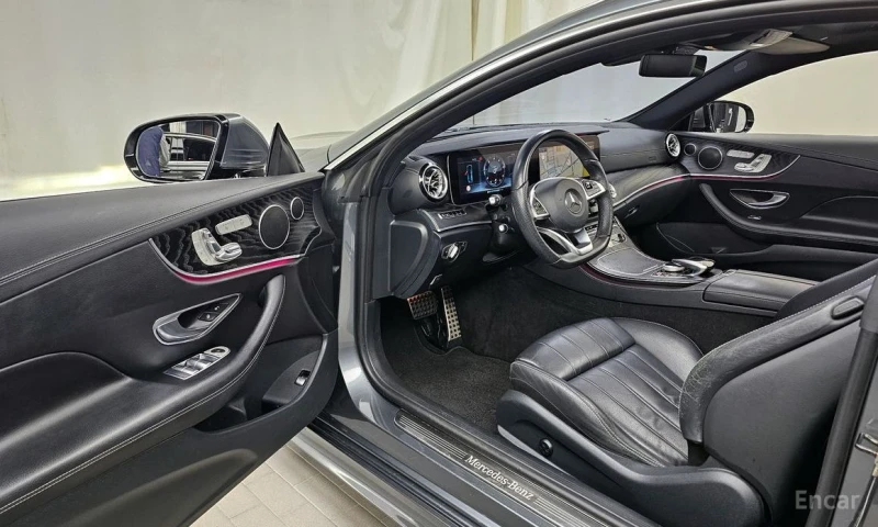 Mercedes-Benz E 220, снимка 10 - Автомобили и джипове - 53342245