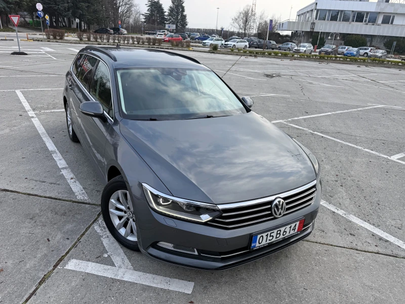 VW Passat 2.0/Hi-Line/Distronic/150p.s/LED/Xenon/Navi/Масаж, снимка 2 - Автомобили и джипове - 53385355