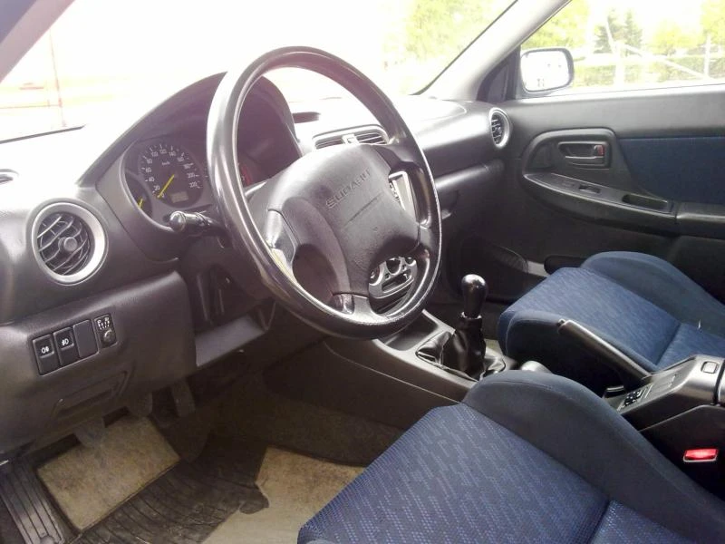 Subaru Impreza 2.0 НА ЧАСТИ, снимка 6 - Автомобили и джипове - 8390394