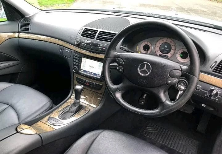 Mercedes-Benz E 220 320cdi 280cdi, снимка 4 - Автомобили и джипове - 23494721