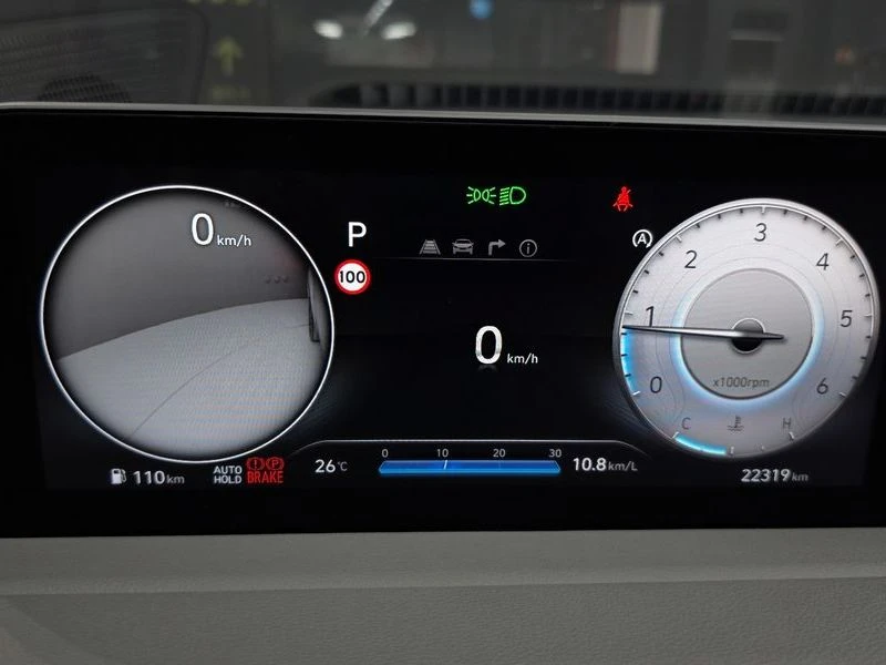 Hyundai Staria 2.2 Automatic, снимка 8 - Автомобили и джипове - 55949640