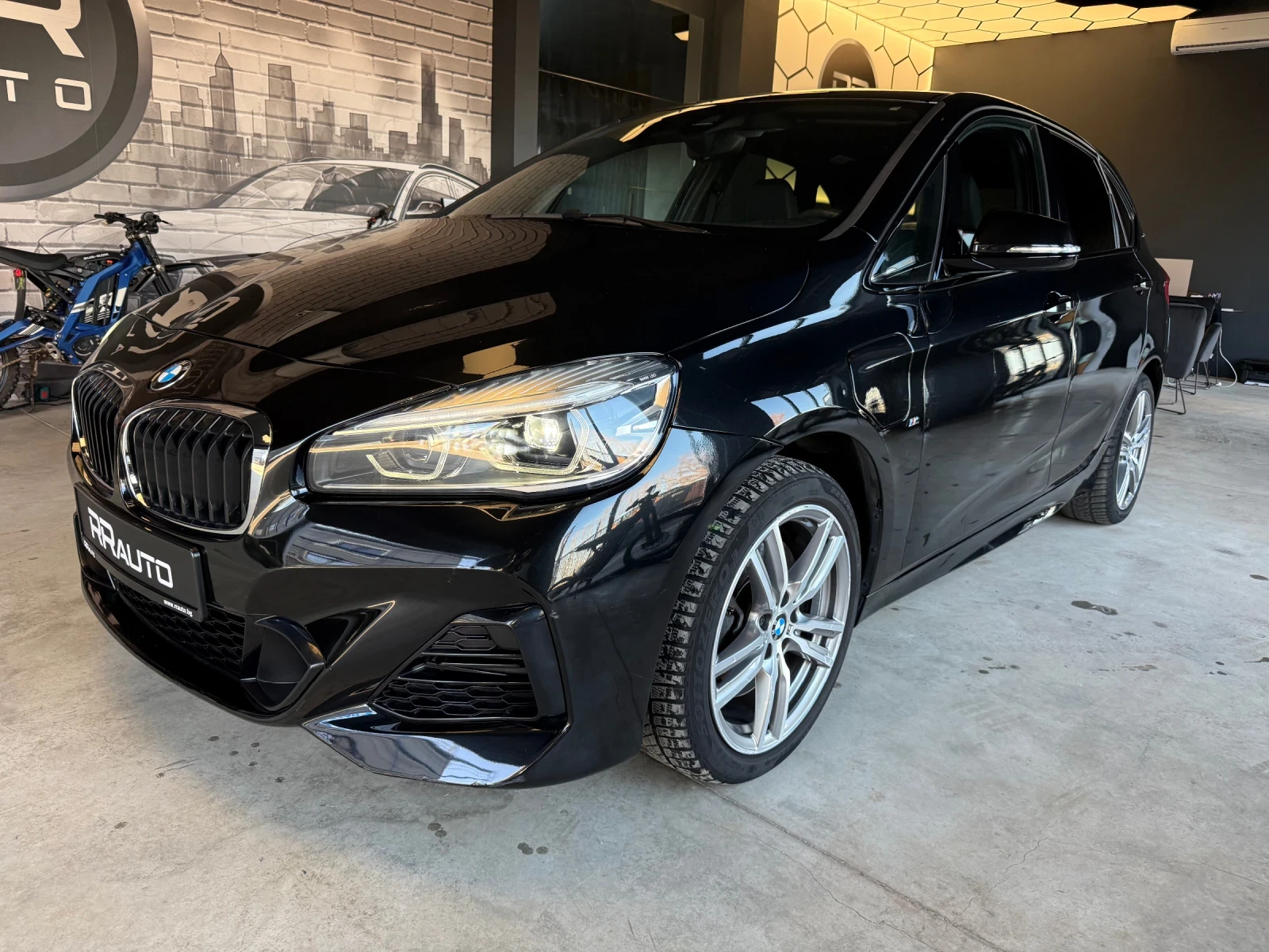 BMW 2 Active Tourer * M Sport* 4x4* Plug-in iPerformance* Бартер, снимка 1