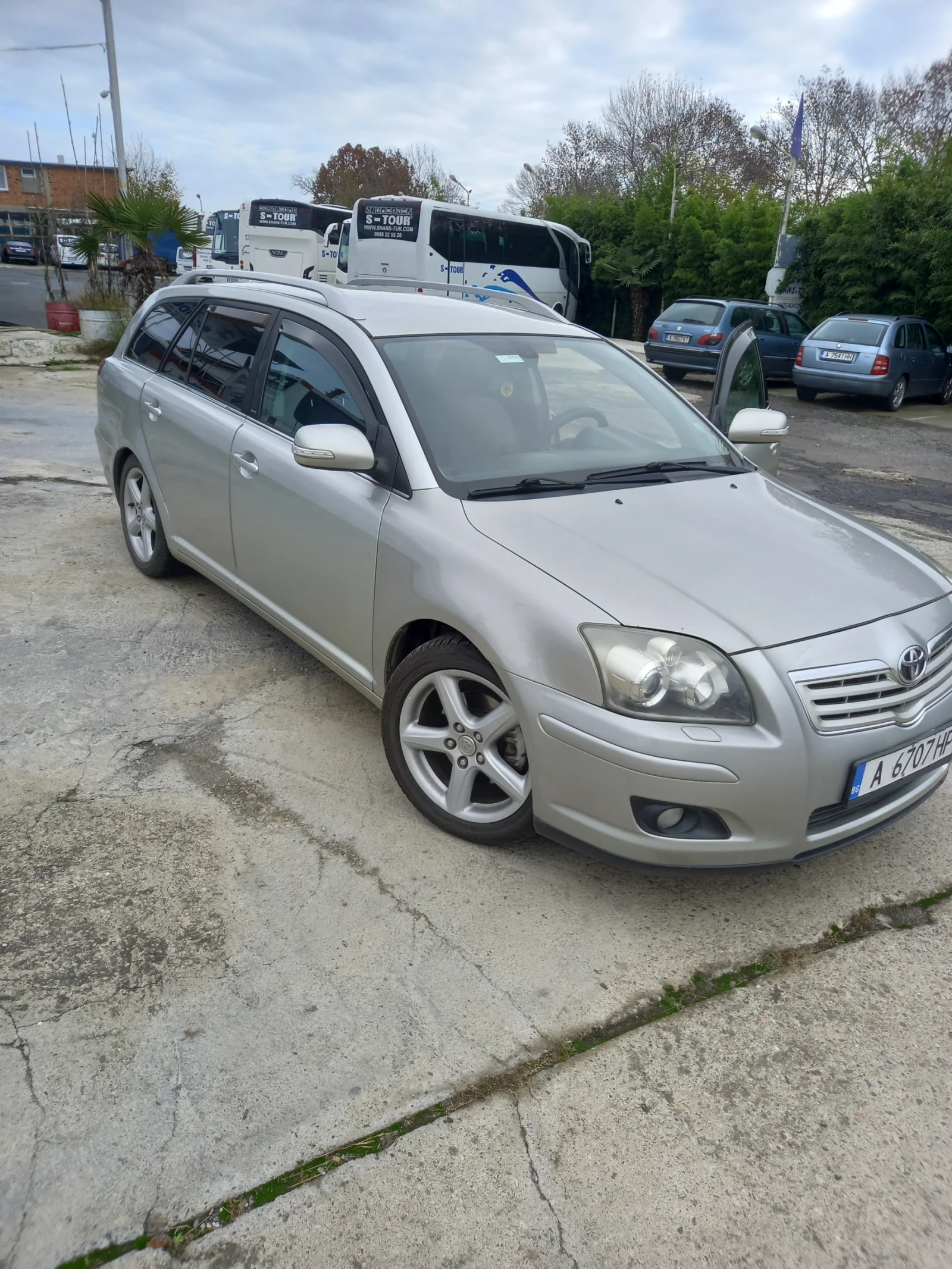 Toyota Avensis 2, 2 D4D  - изображение 2