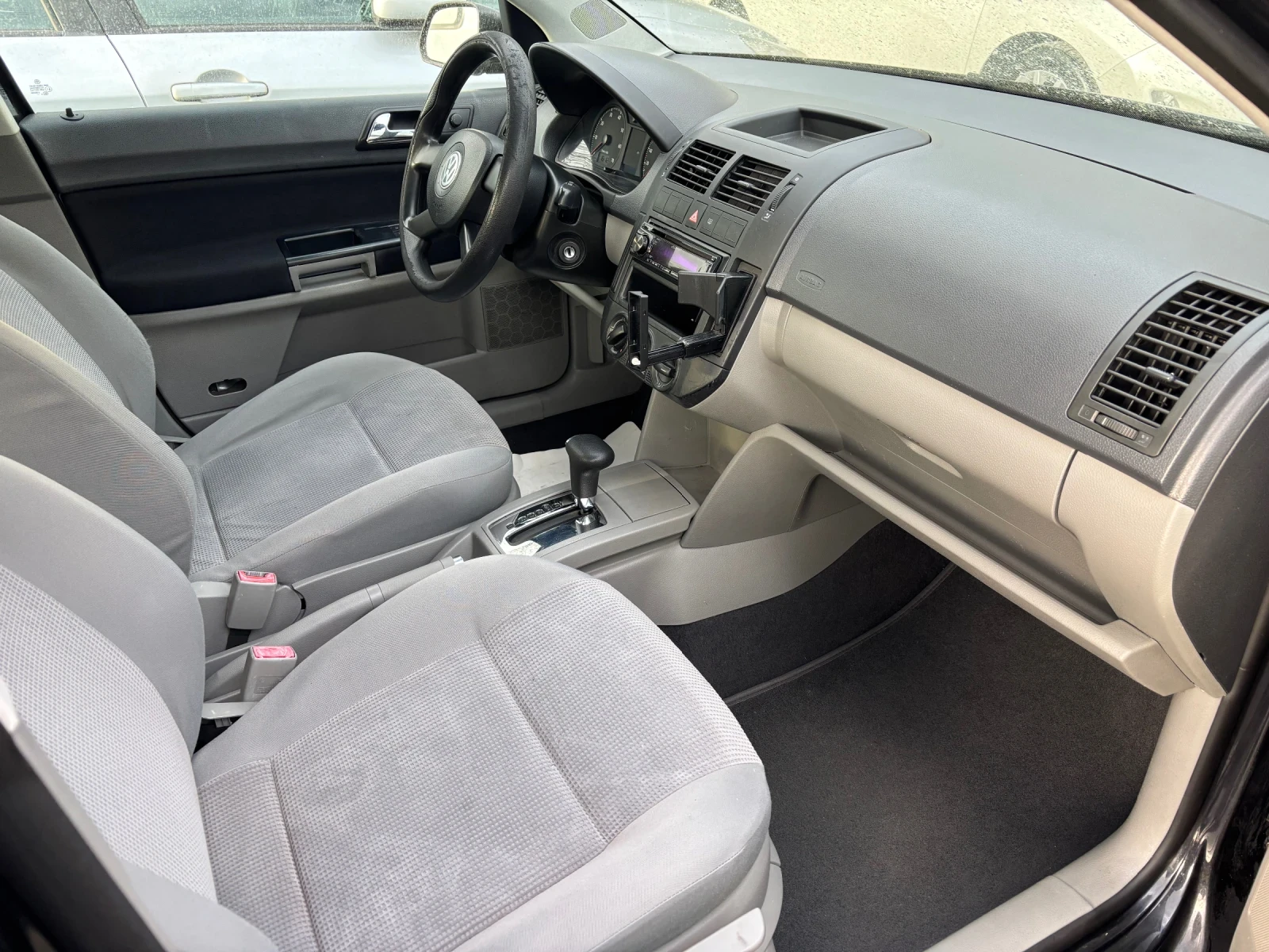 VW Polo 1.4 MPI - изображение 8