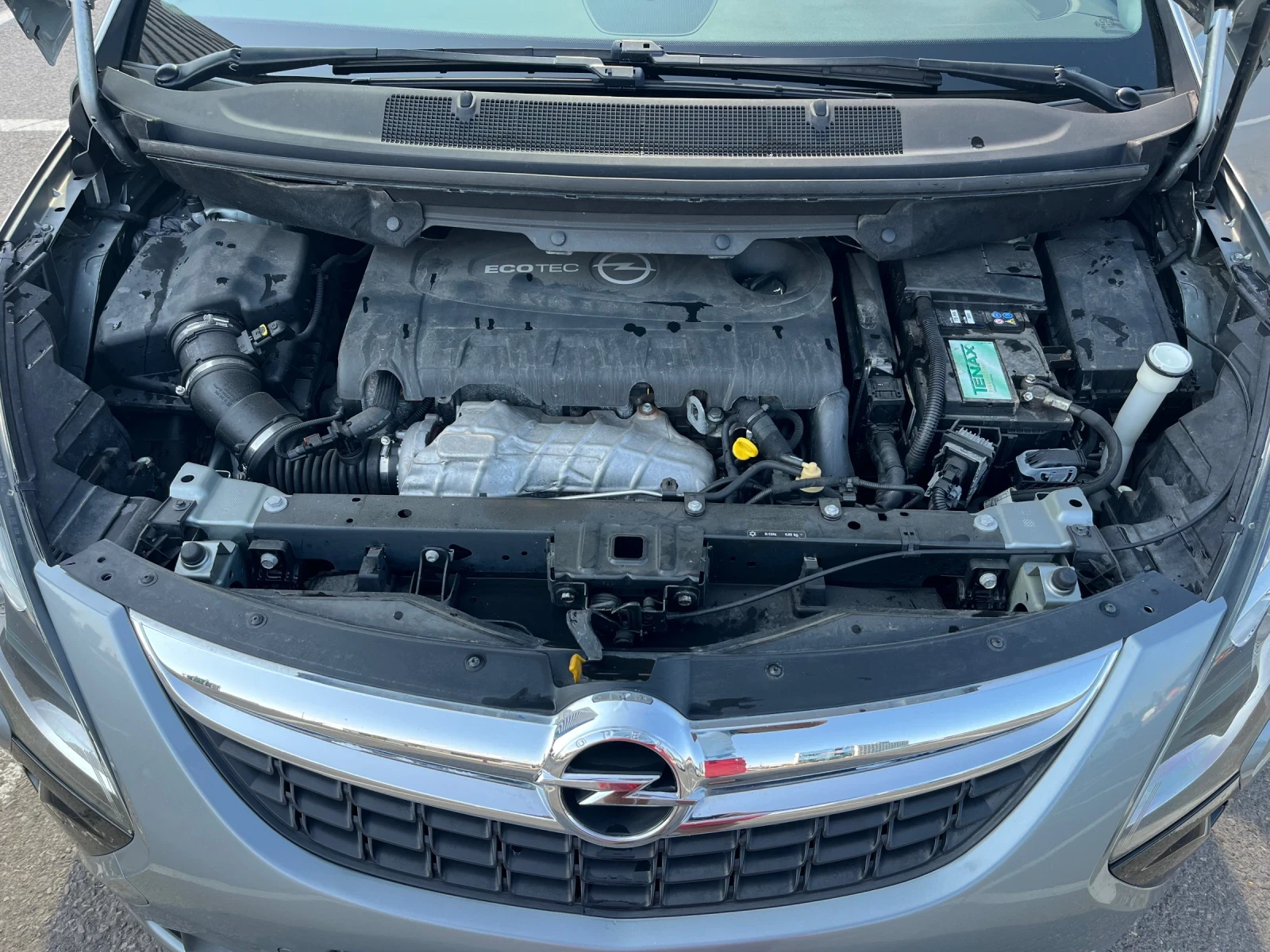 Opel Zafira 2.0 Дизел 6+ 1 ТOURER - изображение 4