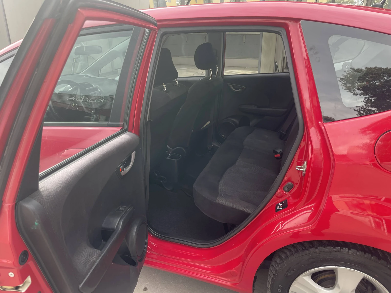 Honda Jazz  - изображение 8