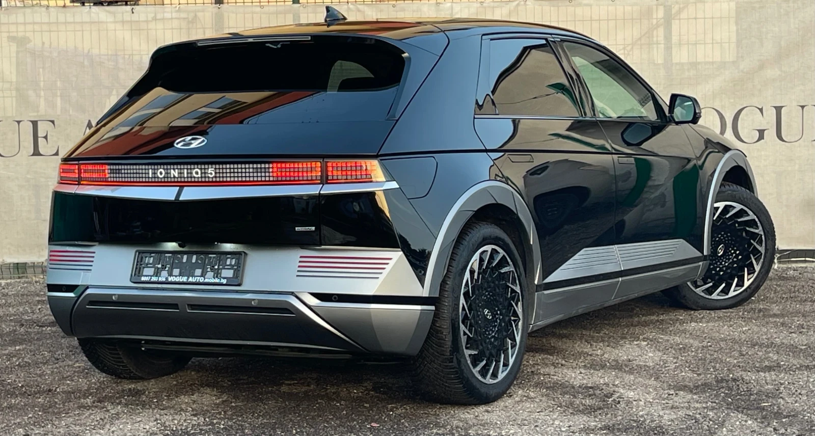 Hyundai Ioniq 5 UNIQ* 306H.P.* 72.6KW* AWD* 43 000KM*  | Mobile.bg   2