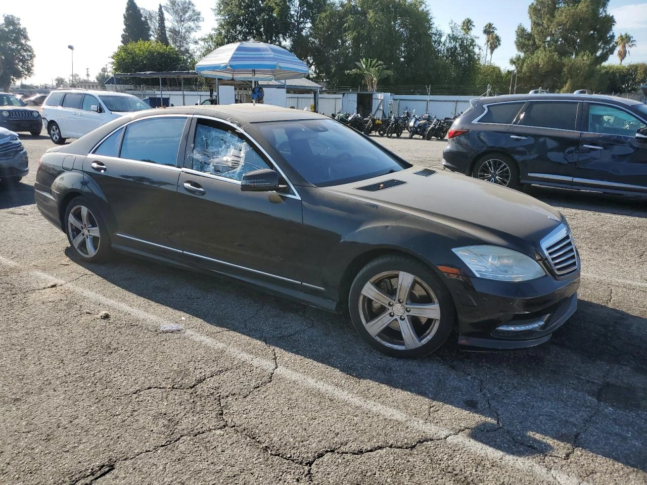 Mercedes-Benz S 550 FACELIFT / LONG / 5.5 / АВТОФИНАНСИРАНЕ - изображение 4