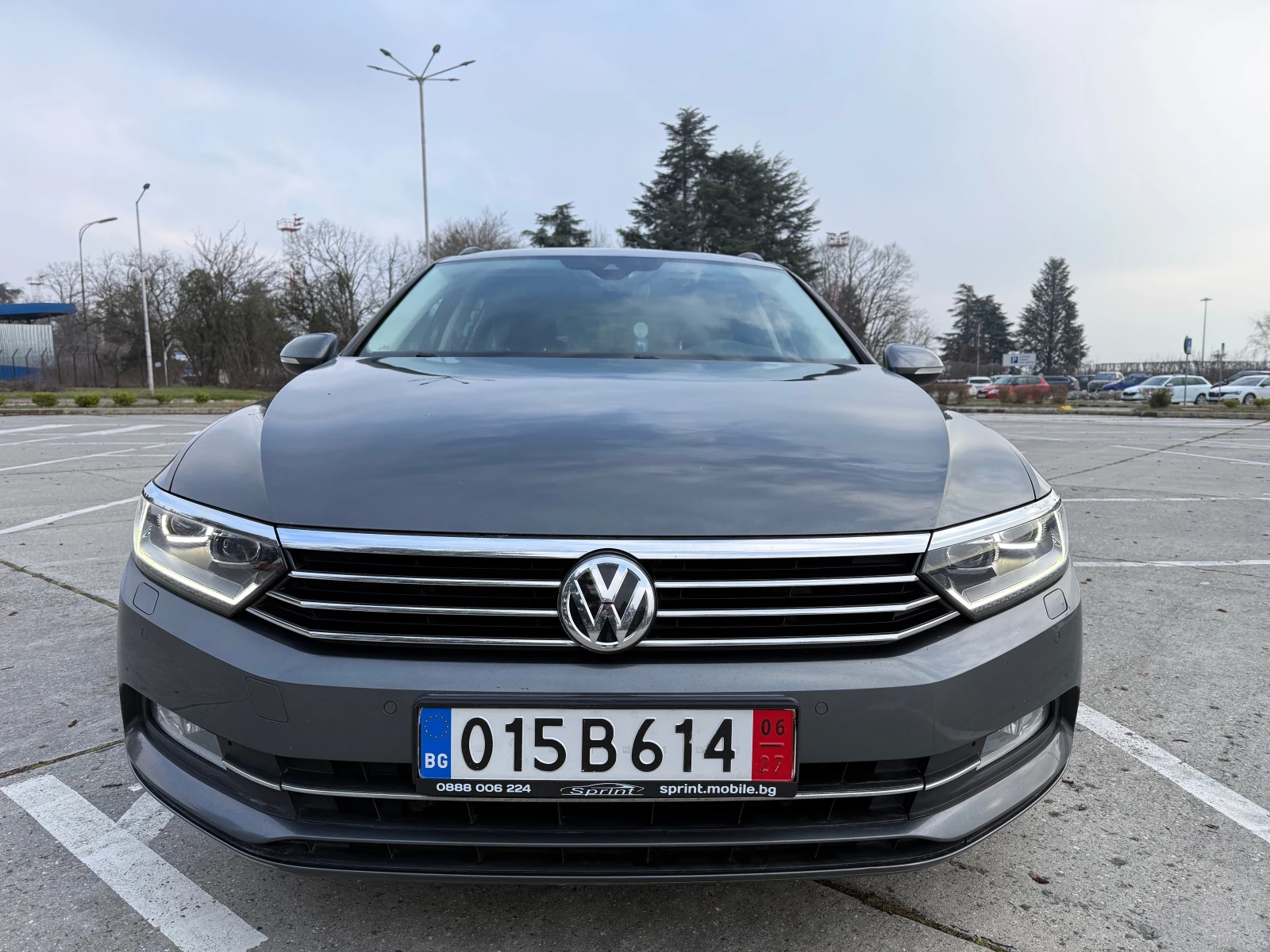 VW Passat 2.0/Hi-Line/Distronic/150p.s/LED/Xenon/Navi/Масаж - изображение 3