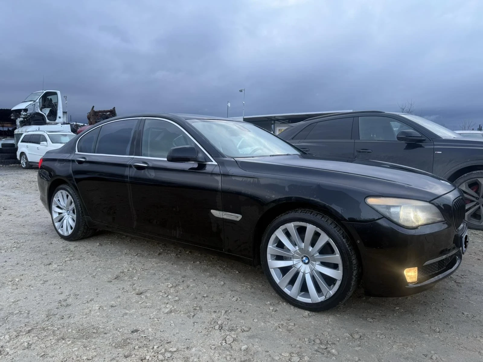 BMW 730 D БАРТЕР ЛИЗИНГ, снимка 2 - Автомобили и джипове - 53904467