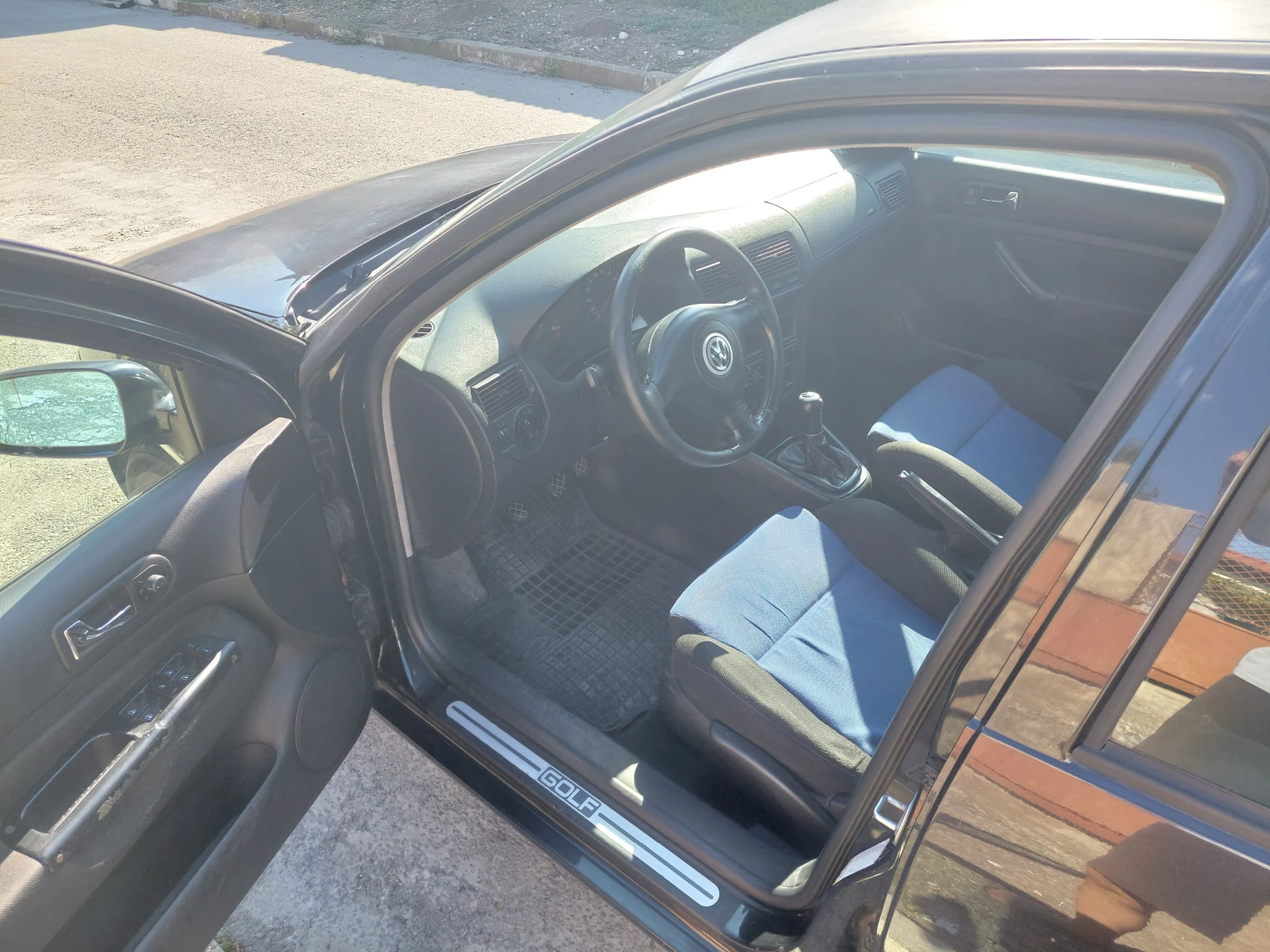 VW Golf, снимка 7 - Автомобили и джипове - 53953384