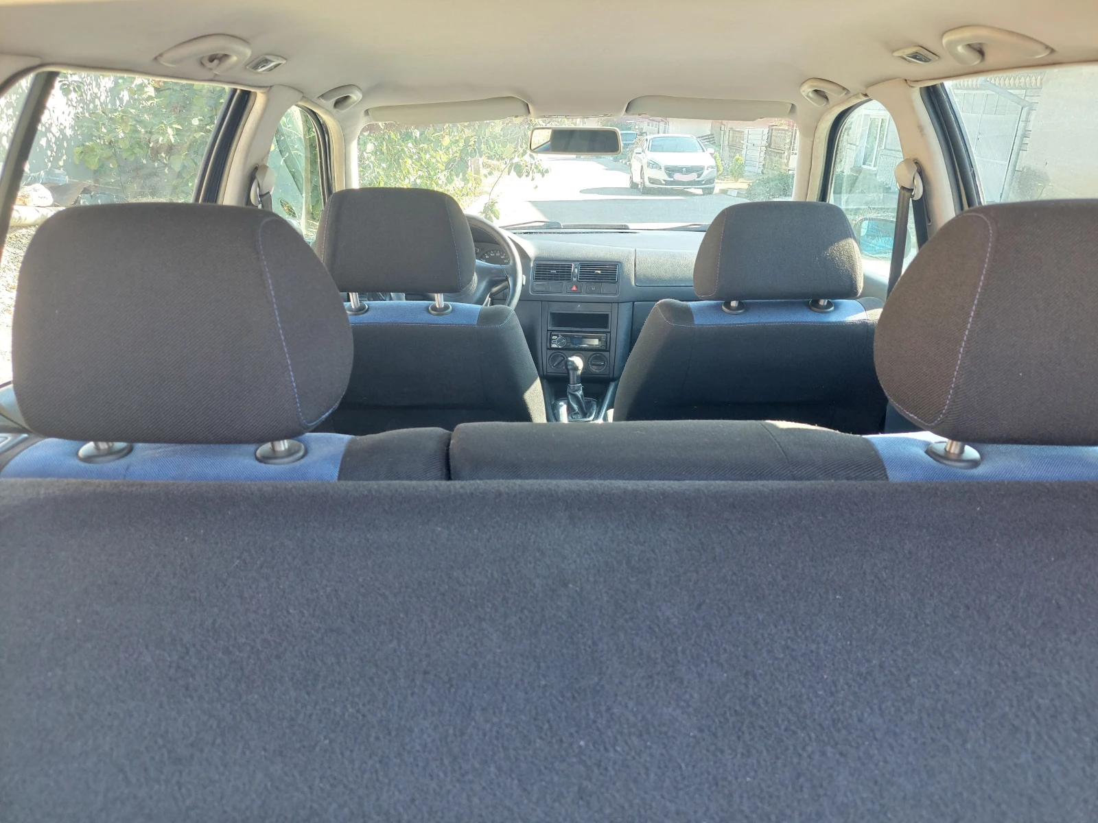 VW Golf, снимка 11 - Автомобили и джипове - 53953384