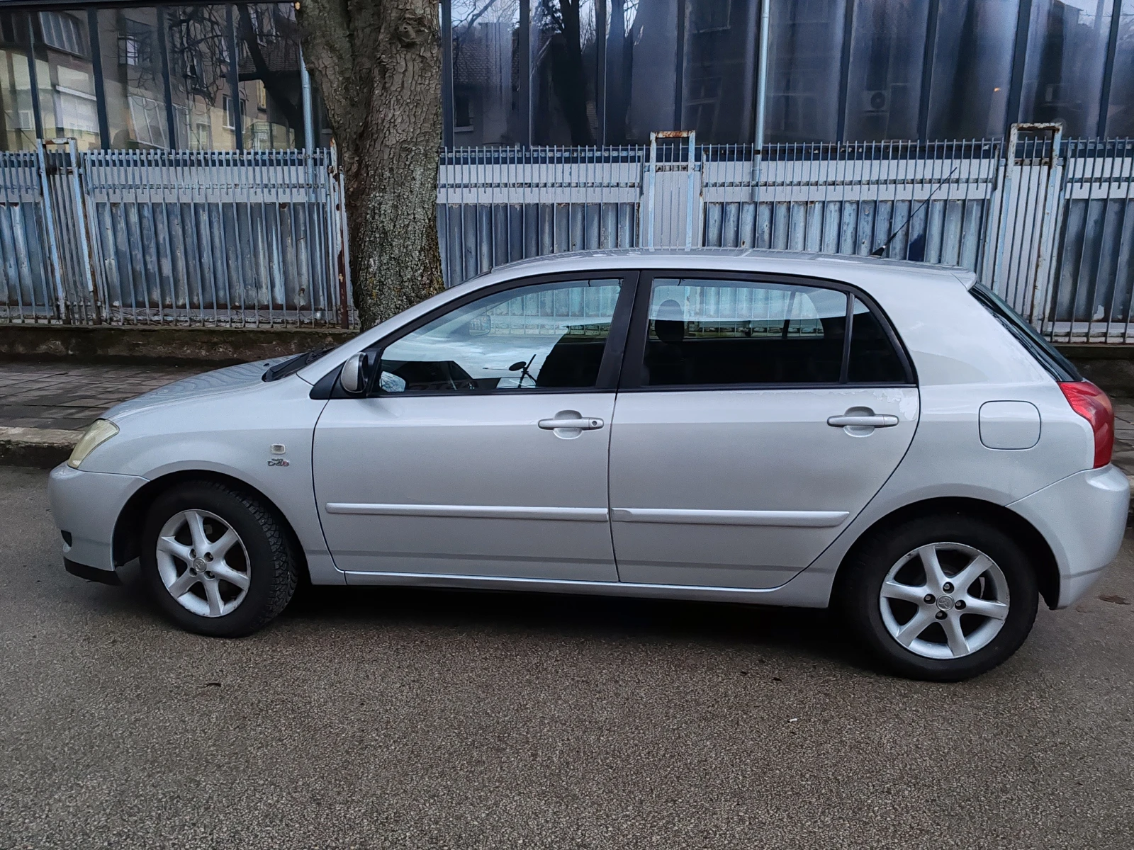 Toyota Corolla undefined | Auto.bg — изображение 1