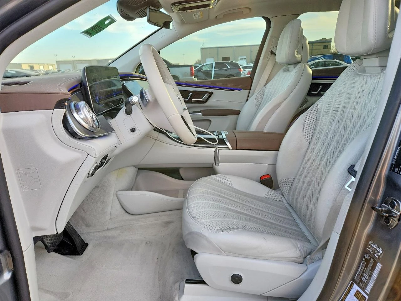 Mercedes-Benz EQS Suv 450+ , снимка 7 - Автомобили и джипове - 54072573