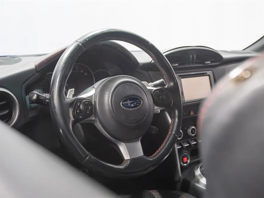 Subaru BRZ Sport Tech* ПОДГРЕВ* KEYLESS* КРАЙНА ЦЕНА* , снимка 8 - Автомобили и джипове - 54193556