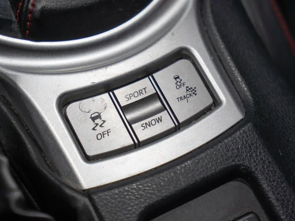 Subaru BRZ Sport Tech* ПОДГРЕВ* KEYLESS* КРАЙНА ЦЕНА* , снимка 14 - Автомобили и джипове - 54193556