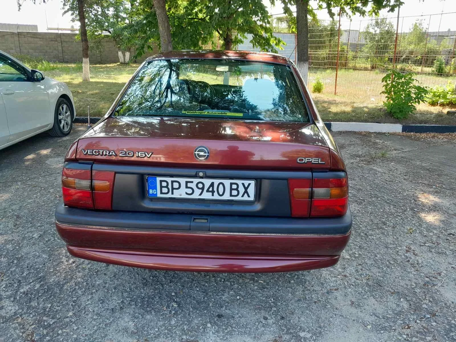 Opel Vectra 2.0i * АВТОМАТИК* , снимка 3 - Автомобили и джипове - 54248612