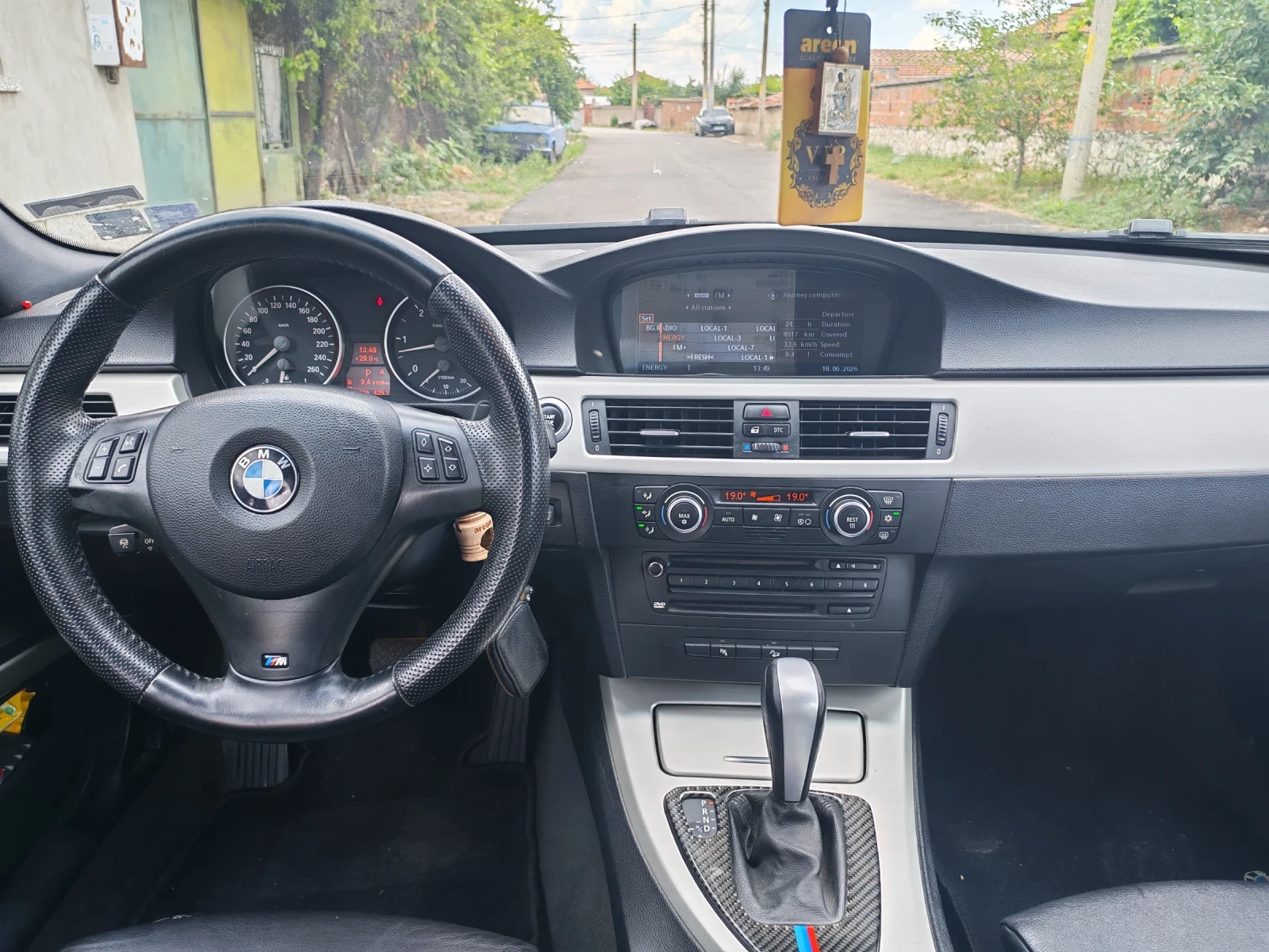 BMW 330, снимка 9 - Автомобили и джипове - 54960451