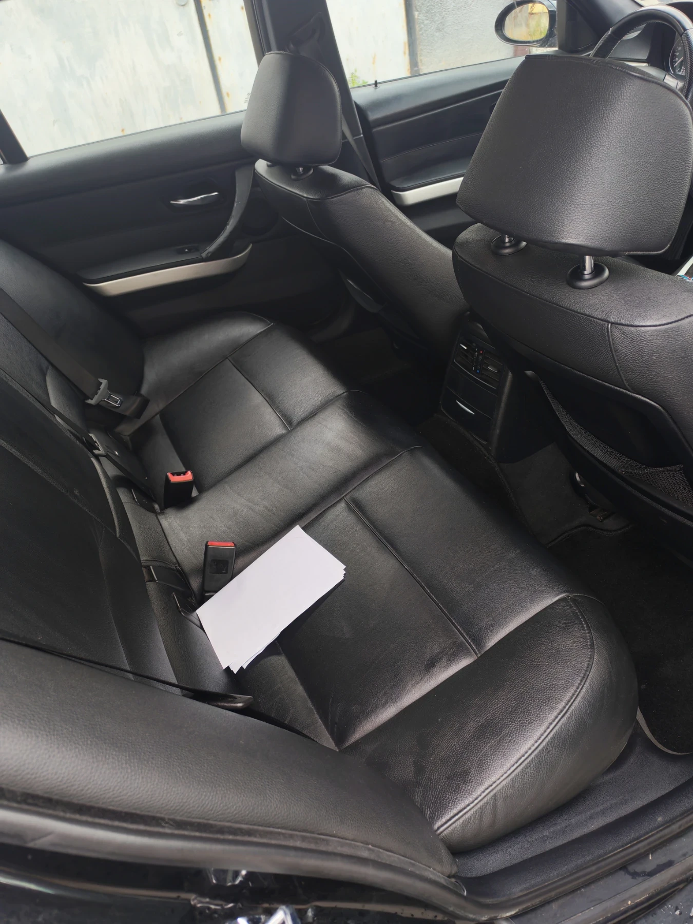 BMW 330, снимка 7 - Автомобили и джипове - 54960451