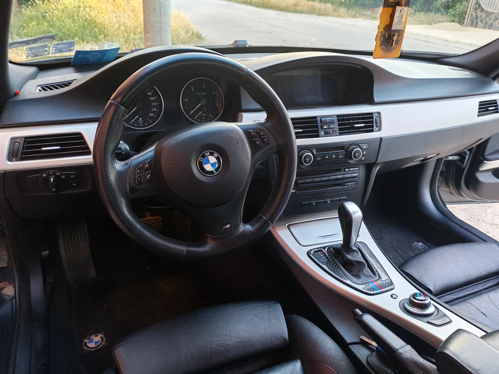 BMW 330 Xd, снимка 7 - Автомобили и джипове - 54960451
