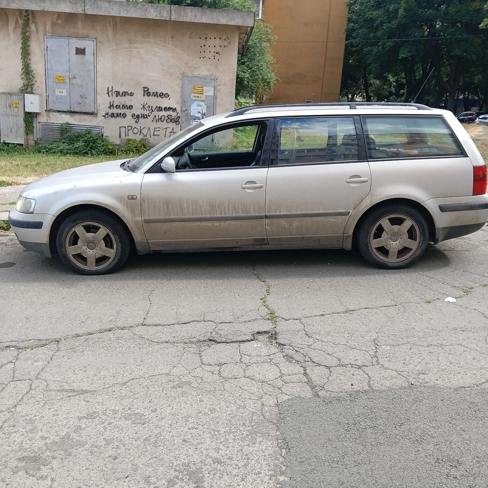 VW Passat В5, снимка 8 - Автомобили и джипове - 55198636