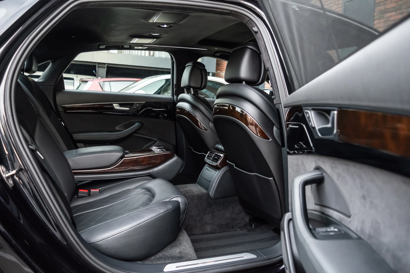 Audi A8 L 4.0TFSI Quattro, снимка 11 - Автомобили и джипове - 55226286