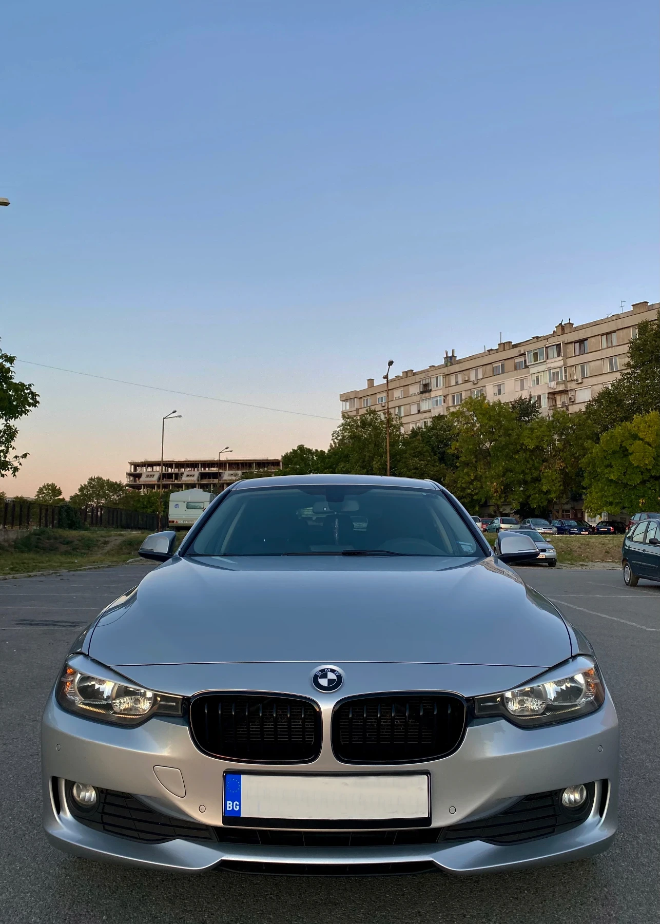 BMW 320, снимка 5 - Автомобили и джипове - 55385046