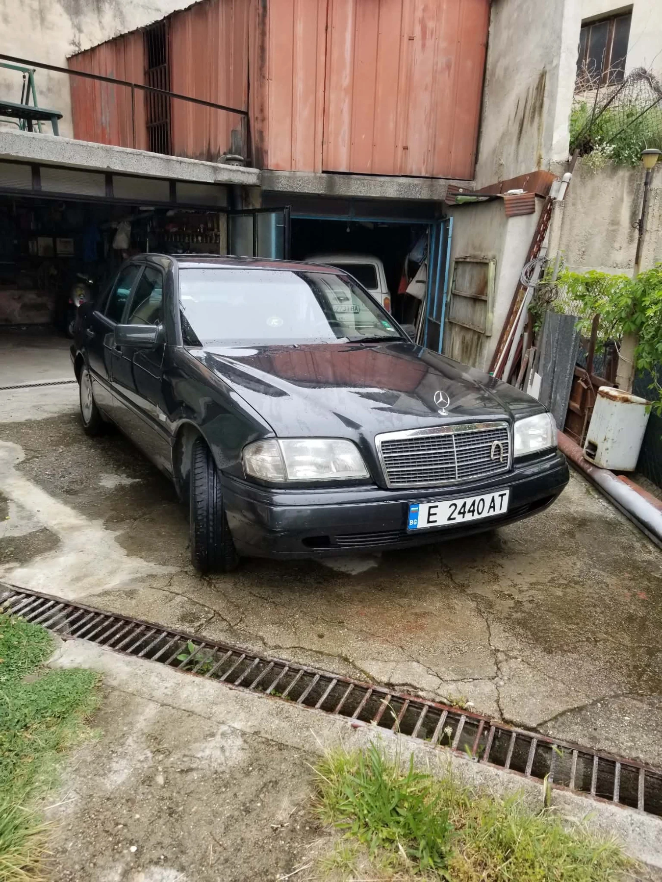 Mercedes-Benz C 220