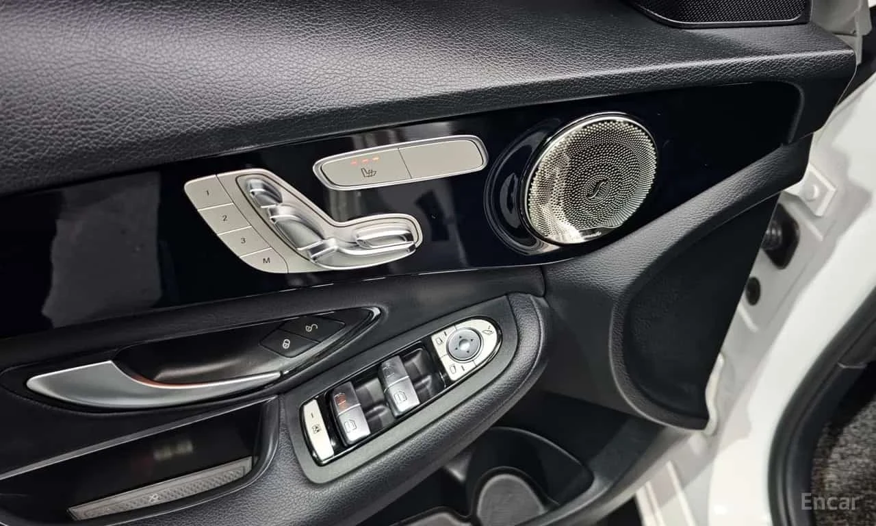 Mercedes-Benz C 200 FACE| BURMESTER| PANO| ПОДГРЕВИ| ПАМЕТ| , снимка 17 - Автомобили и джипове - 56169081