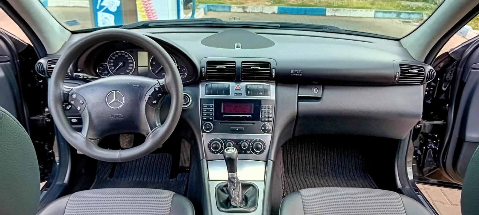 Mercedes-Benz C 200 CDI, снимка 10 - Автомобили и джипове - 56184641