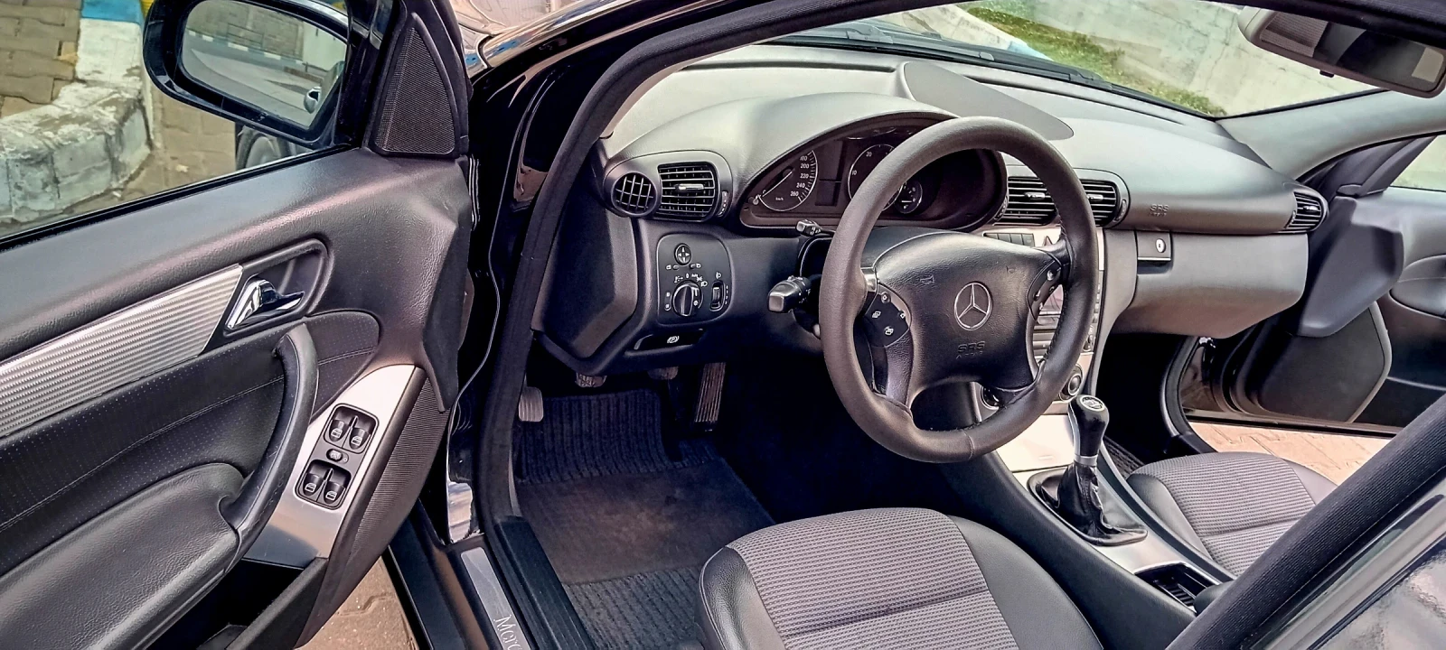 Mercedes-Benz C 200 CDI, снимка 11 - Автомобили и джипове - 56184641