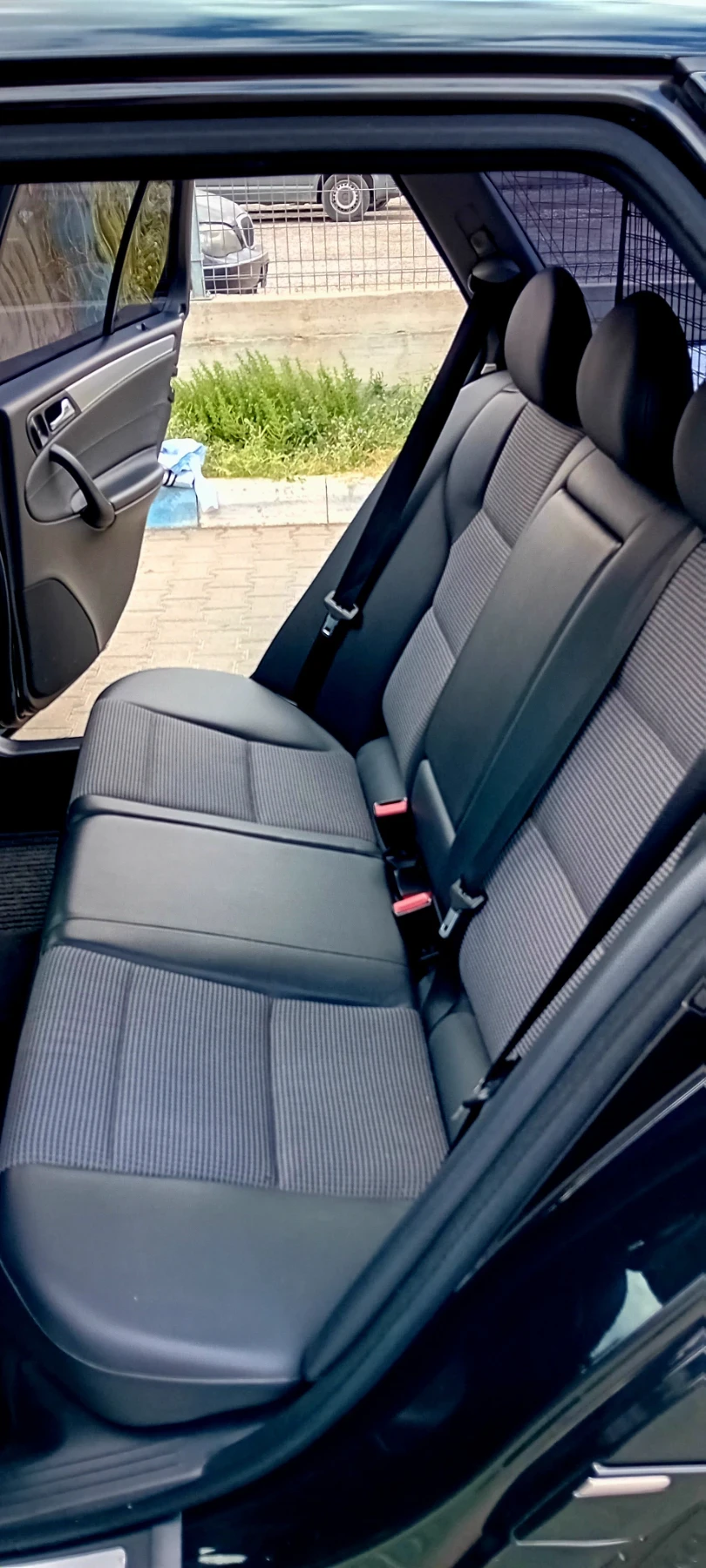 Mercedes-Benz C 200 CDI, снимка 12 - Автомобили и джипове - 56184641