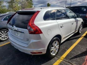 Volvo XC60 4x4* 2.5T* Keyless* Подгреви* М.точка* Пано* , снимка 2