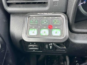 Toyota 4runner * 4WD * LED BAR* PANORAMA* ПОДГРРЕВИ* , снимка 15 - Автомобили и джипове - 53651188